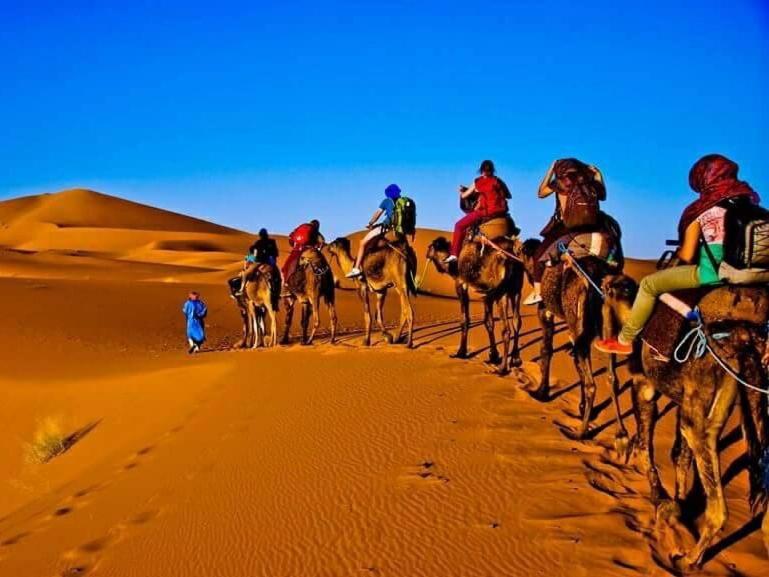 Hotel Etoile Des Dunes Merzouga Bagian luar foto